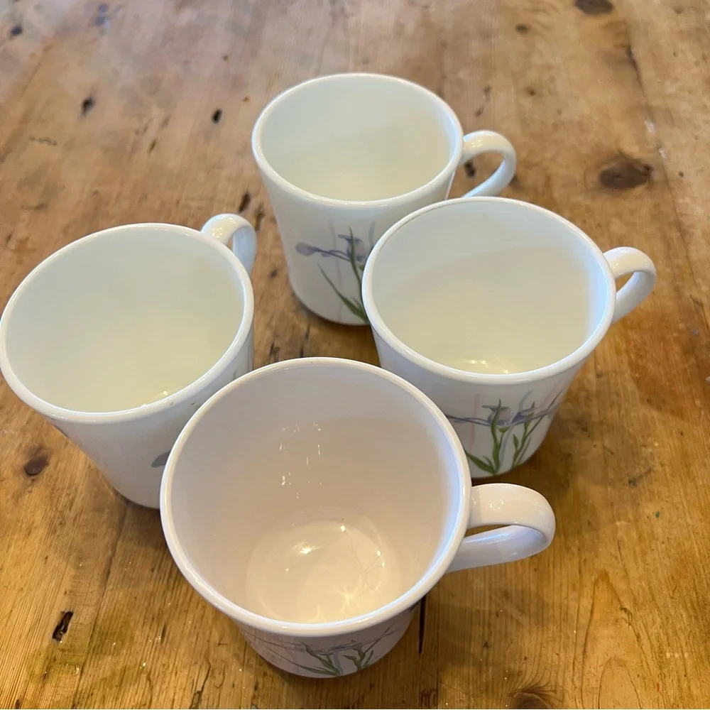 Set of 4 Corelle Corning Shadow Iris Coffee Cups Mugs 8 ounces Vintage Dishes